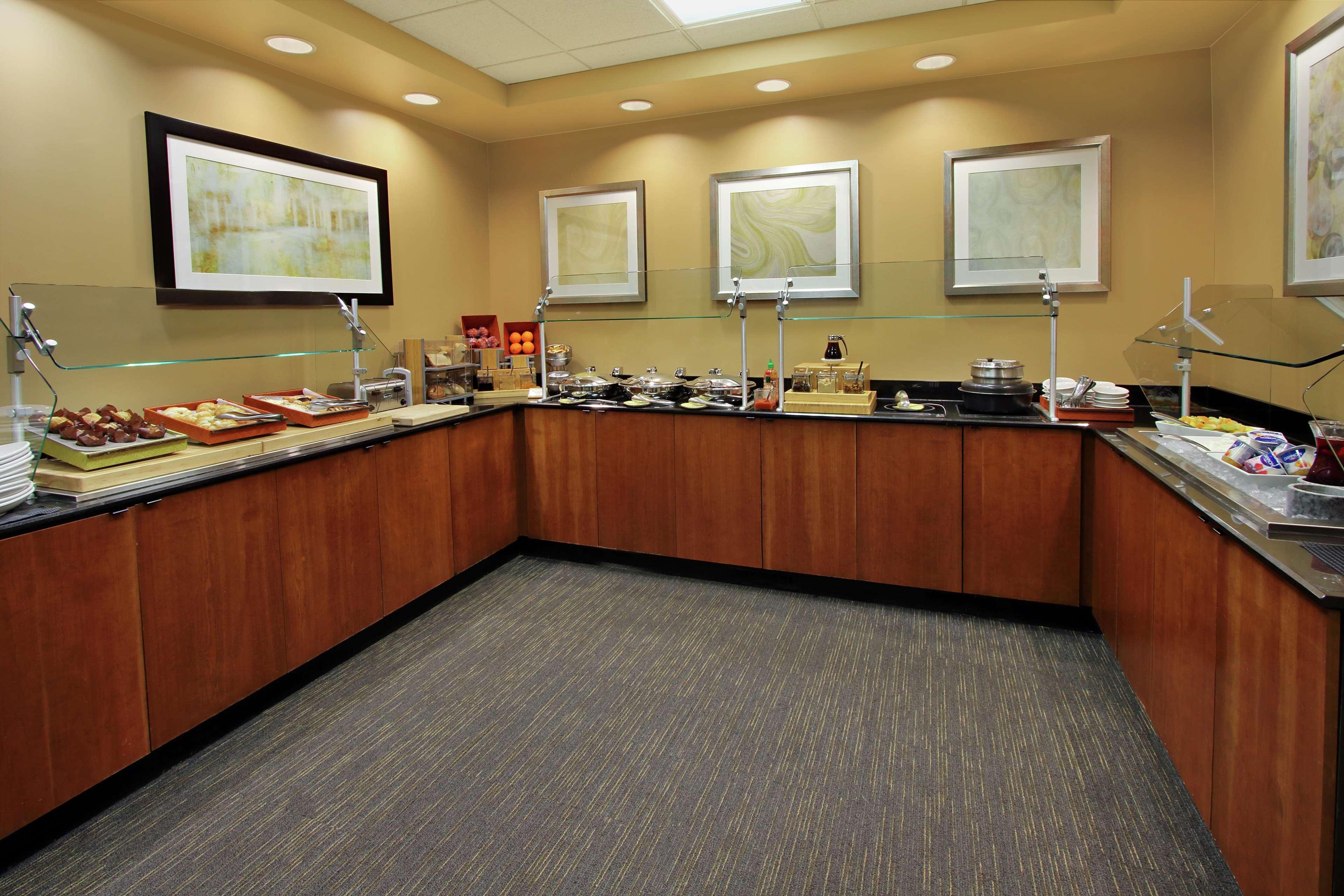 Doubletree By Hilton Newark Ξενοδοχείο Εξωτερικό φωτογραφία