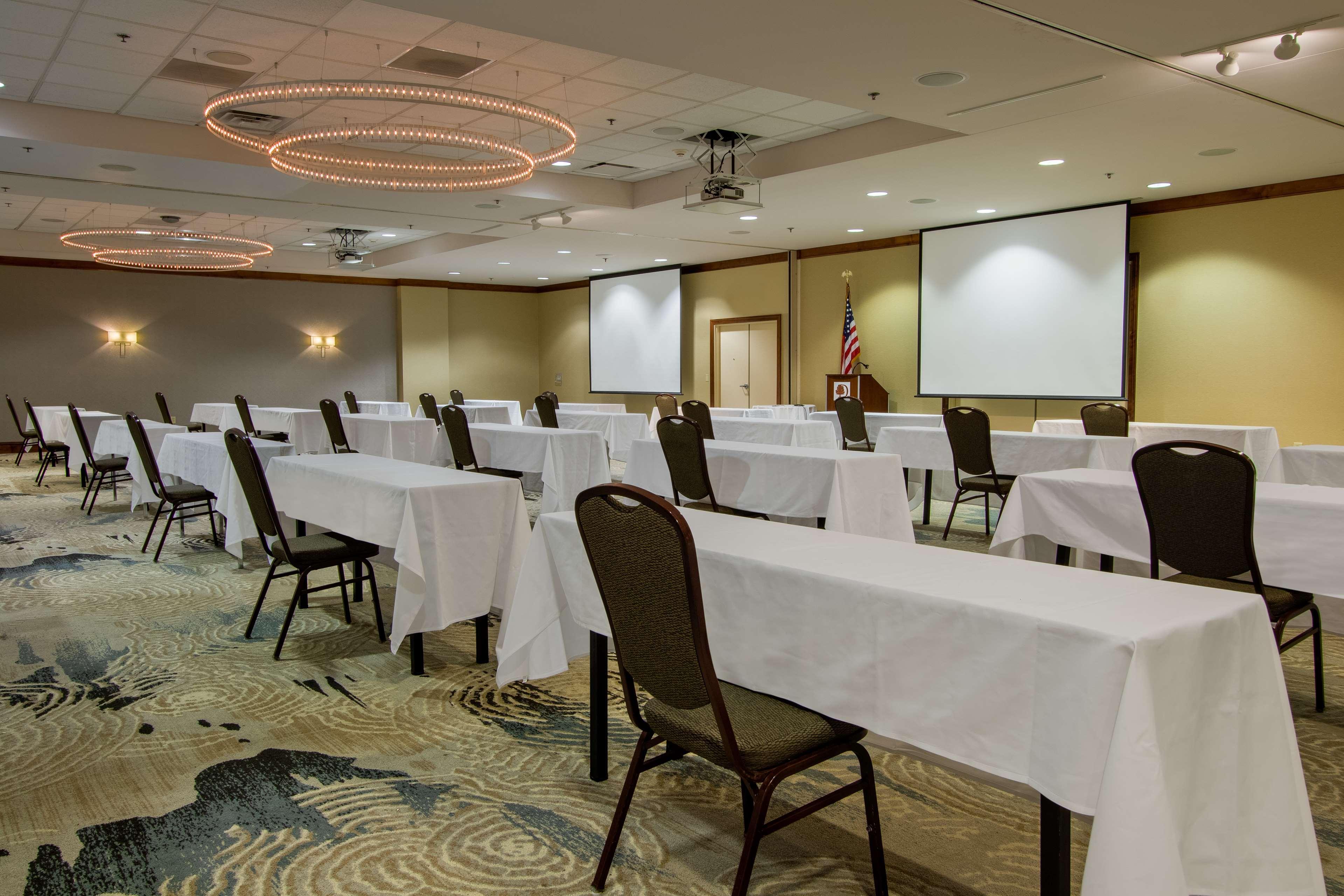 Doubletree By Hilton Newark Ξενοδοχείο Εξωτερικό φωτογραφία