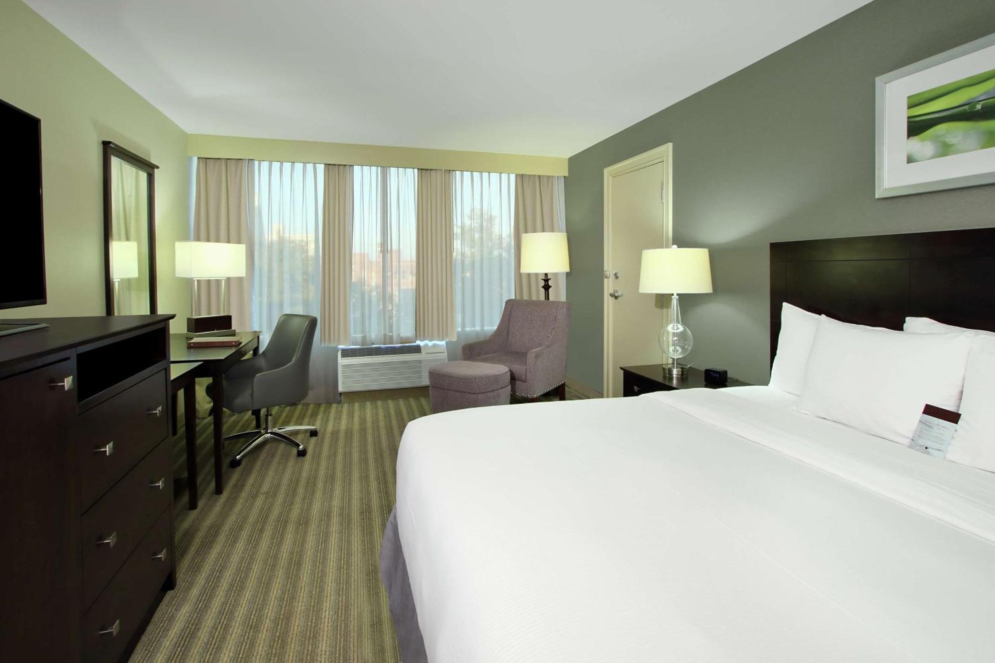 Doubletree By Hilton Newark Ξενοδοχείο Εξωτερικό φωτογραφία